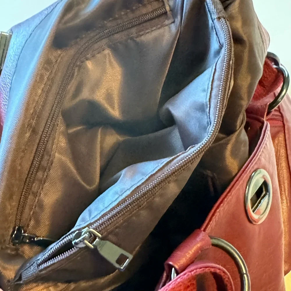 Nice Maroon Burgundy Backpack / Shoulder Bag Hobo Women’s Purse MINTY